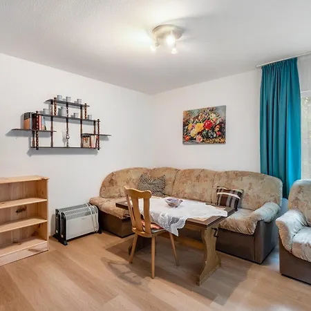 Semesterpark 15 - Finnhuette *